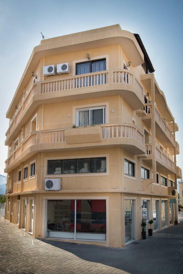 Porfyris Studios And Apartments Karpathos Town  Exterior photo
